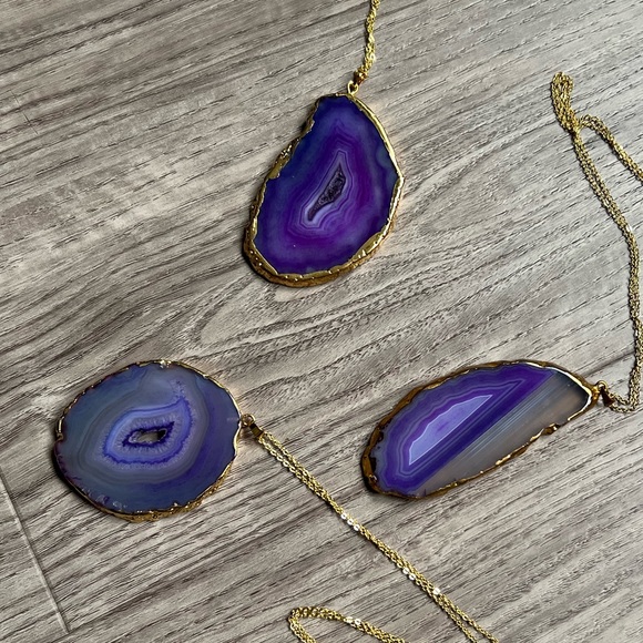 HP🎉 Gold Amethyst Crystal Agate Slice Necklace - Picture 2 of 5